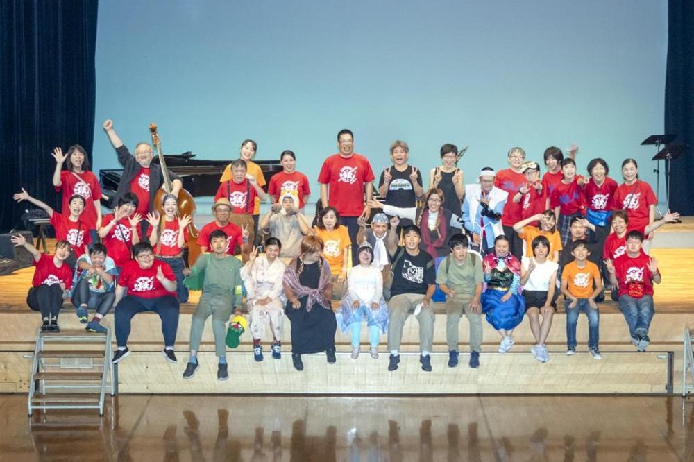 一般事務、SNS更新作業等広報、デザイン