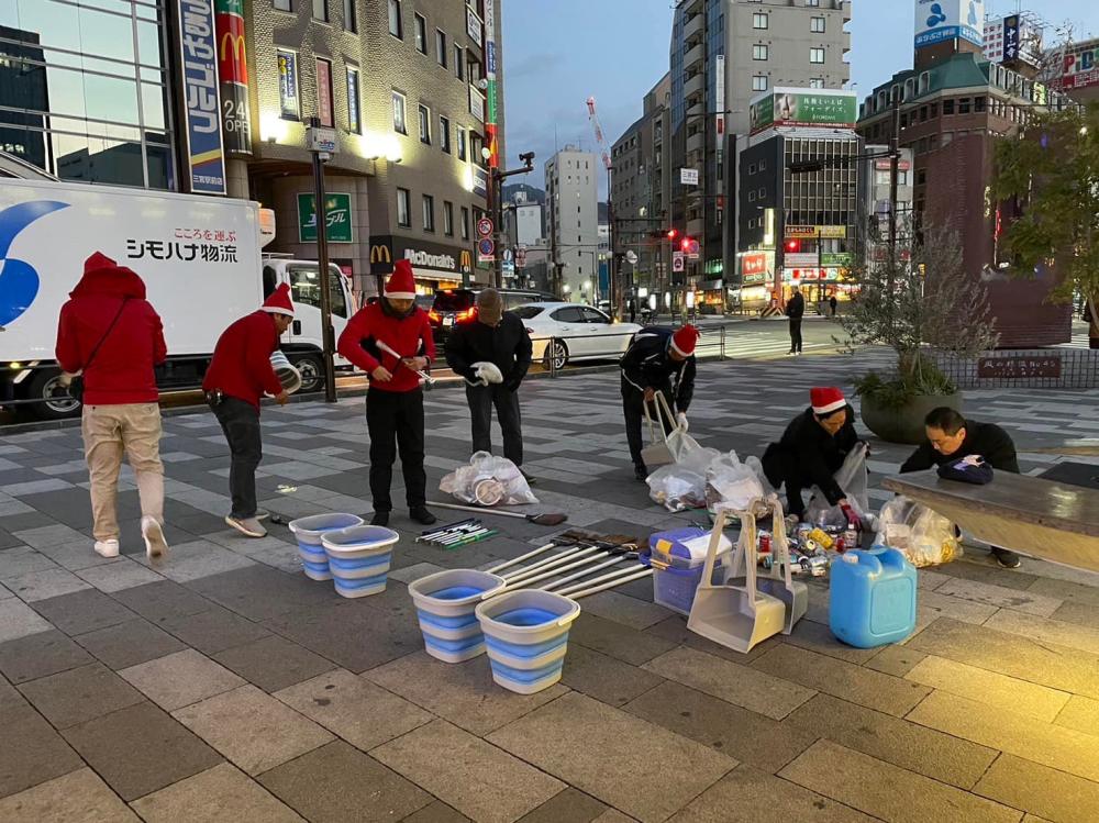第201回神戸三宮掃除に学ぶ会「クリスマスゴミ拾い」　朝活で三宮駅周辺のゴミ拾いしませんか？
