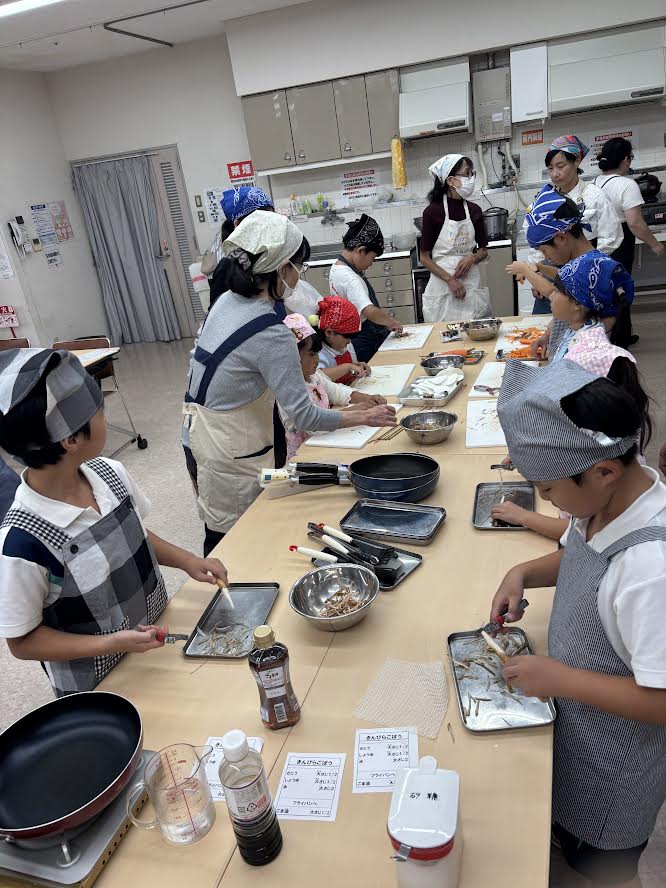 まちなか子ども食堂と学習支援、清掃活動